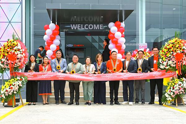 Chery Inaugurates Chery Bacolor, Turns Over Tiggo Unit to First Customer
